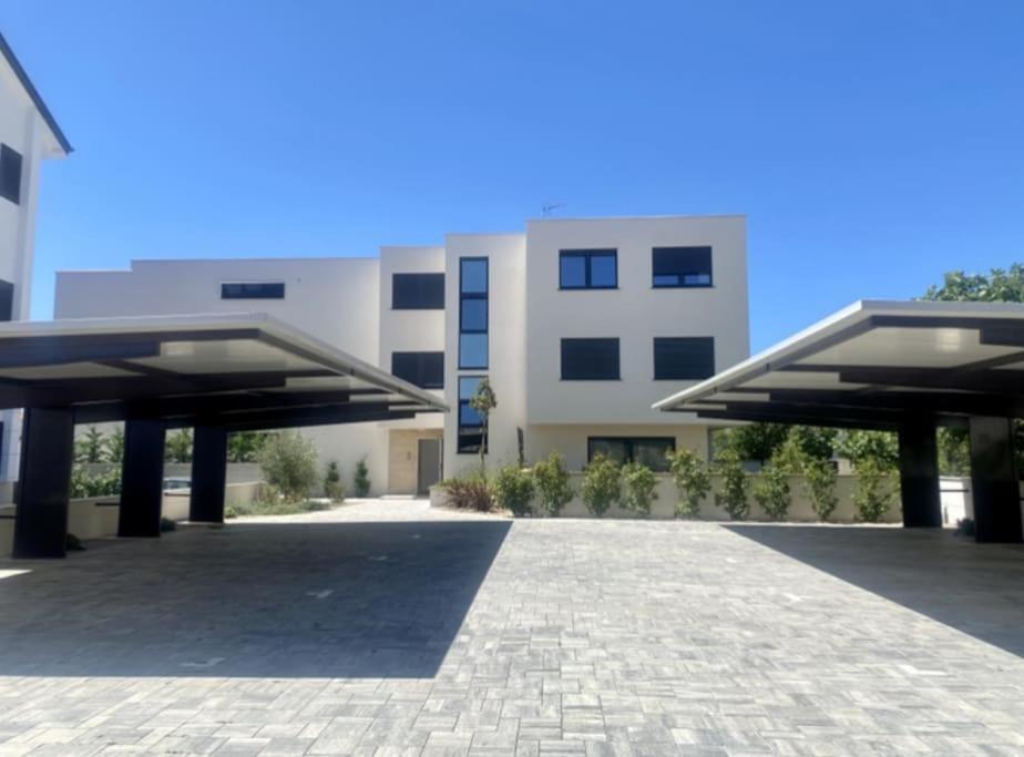 Studio Apartment Rosa Krk Krk Town Exterior photo